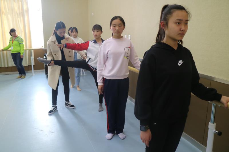 舞蹈001.JPG