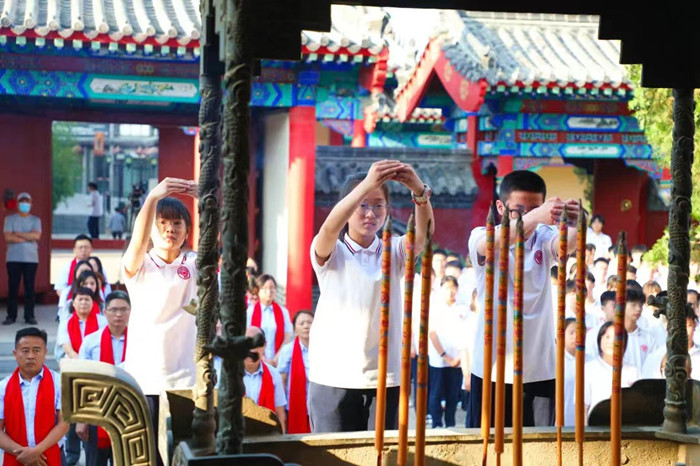 图片4.jpg 图片4.jpg